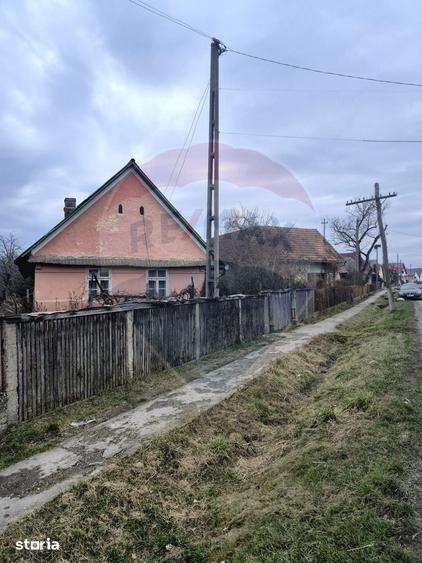 Casă cu 3 camere cu Teren 2821 Mp în Câmpulung la Tisa