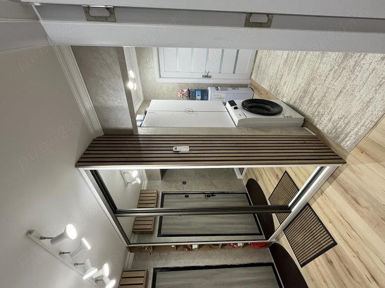 Apartament cu 3 camere decomandat în Central