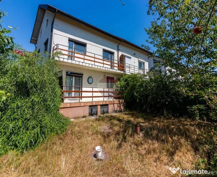Casă cu 6 camere cu Teren 240 Mp în Corbeanca