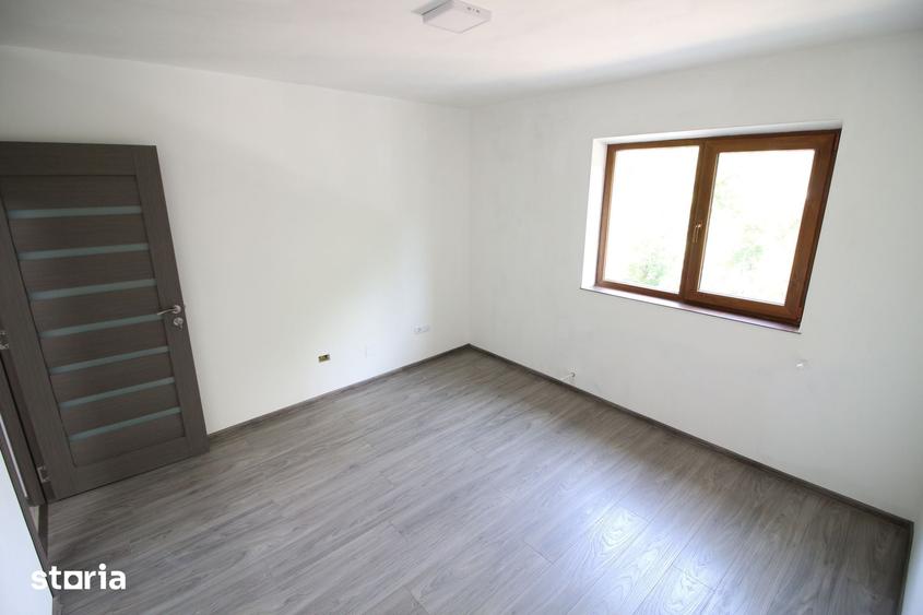 Apartament cu 3 camere decomandat în Țiglina 1
