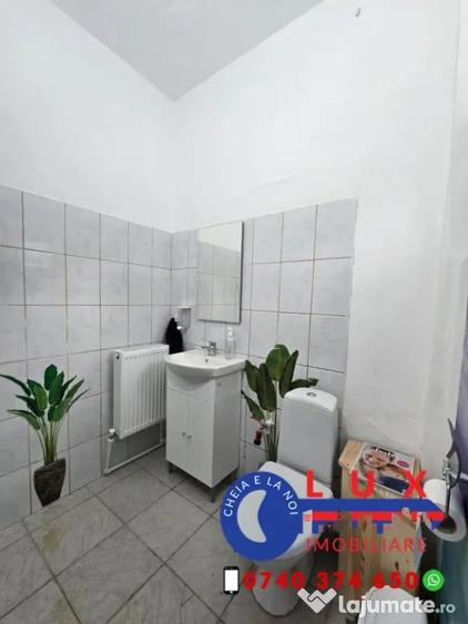 Spațiu comercial, de 40 mp, în E3
