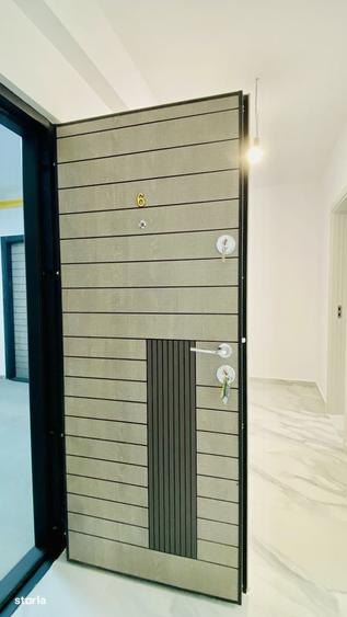Apartament cu 6 camere decomandat în Central