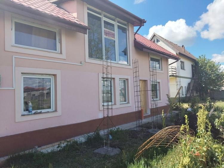 Casă cu 4 camere în Dudeștii Noi