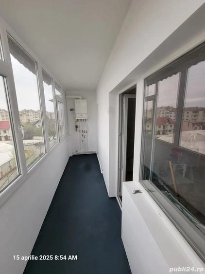 Apartament cu 3 camere în Micro 3