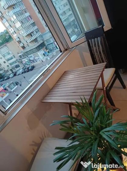 Apartament cu 3 camere decomandat în Gară