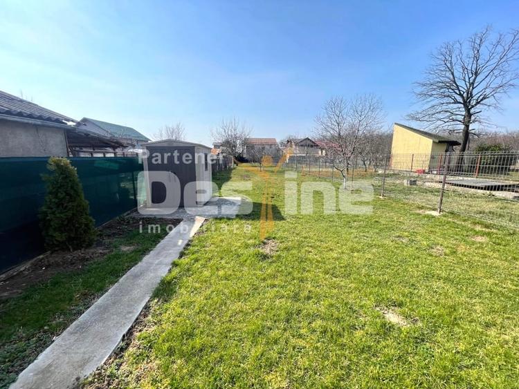 Casă individuală cu 6 camere cu Canalizare în Păulești