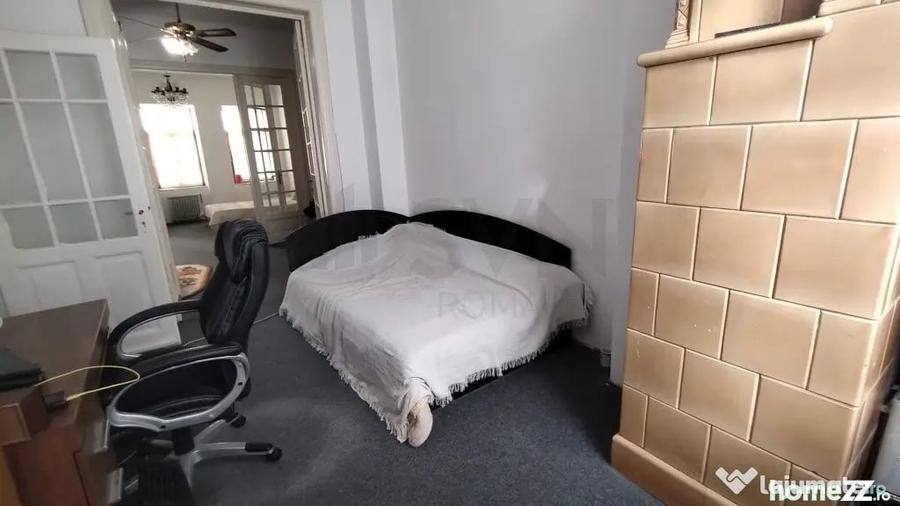 Apartament cu 4 camere decomandat în Universitate