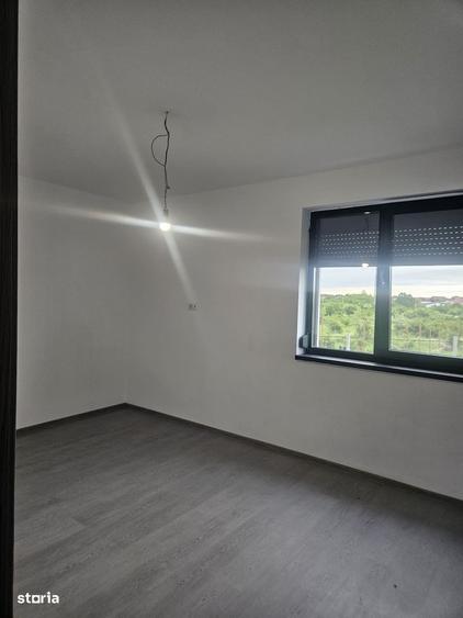 Apartament cu 2 camere decomandat în Tancodrom