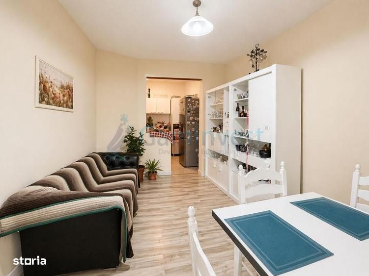 Casă cu 3 camere cu Canalizare în Ultracentral
