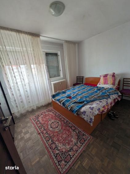 Apartament cu 2 camere semidecomandat în Lăpuș