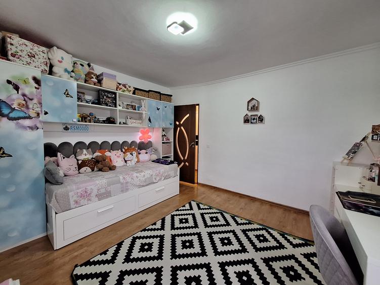 Apartament cu 2 camere, decomandat, zona Eroilor - 7