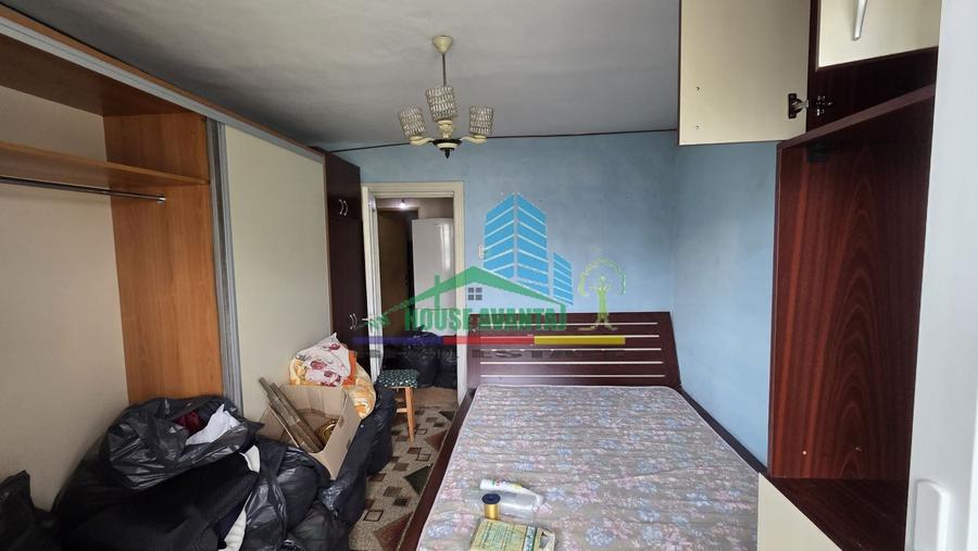 Apartament cu 3 camere decomandat, mobilat în Ultracentral