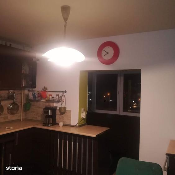 Apartament cu 3 camere în 1 Mai