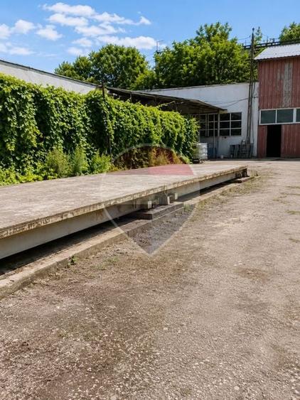 Spațiu industrial, de 1,380 mp, în Exterior Sud