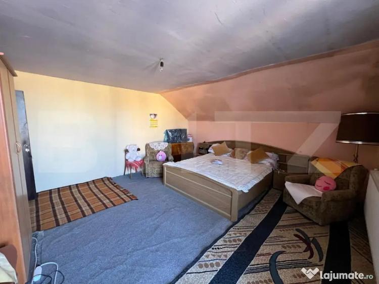 Casă cu 5 camere cu Teren 524 Mp în Popoveni