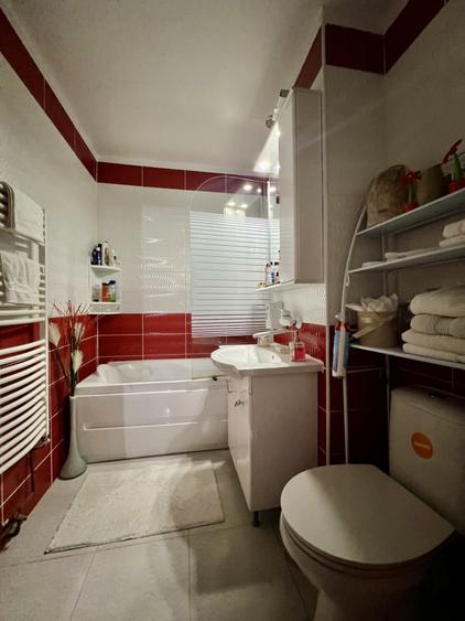 Apartament cu 4 camere decomandat în Chișoda