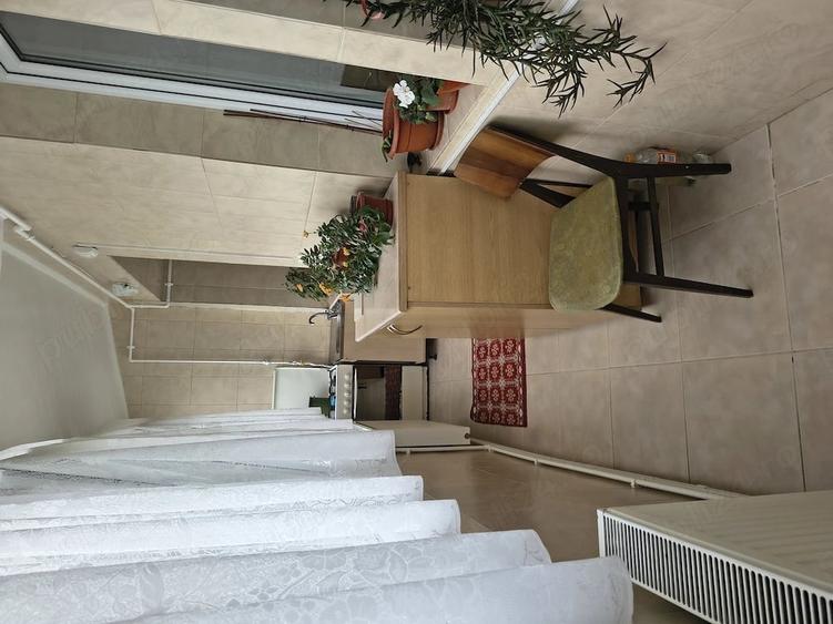 Apartament cu 2 camere semidecomandat în Abator