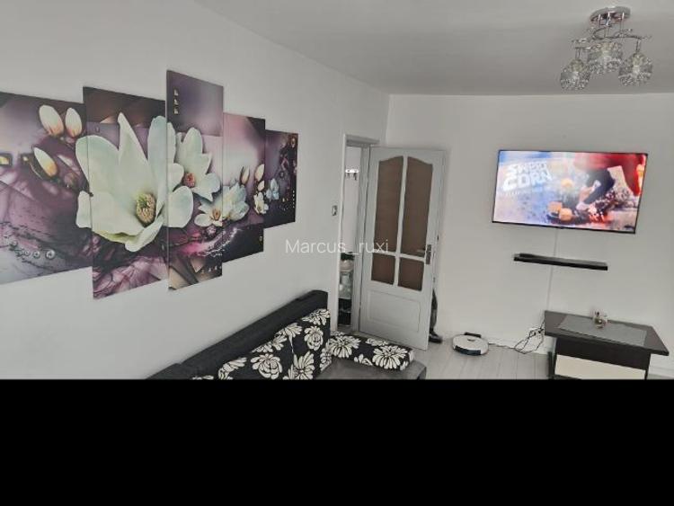 Apartament de vanzare in Reghin, Bulevardul Unirii, Block 9, etajul 2