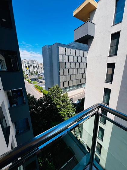 Apartament cu 2 camere decomandat în Aviației