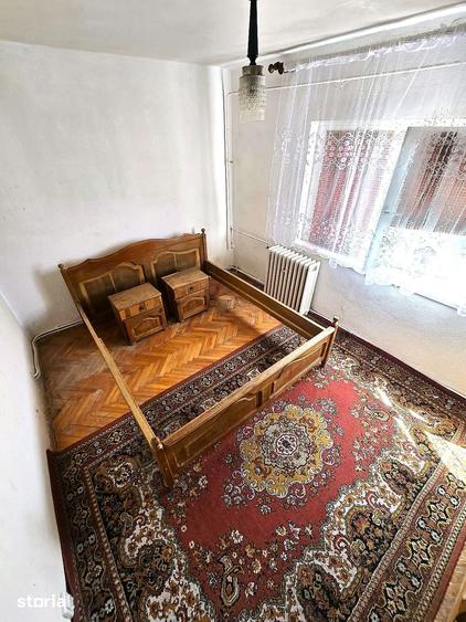 Apartament 2 camere semidecomandat, Micro 16 Str. Universului nr. 8 - 17