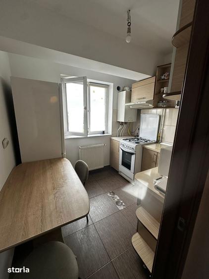 Apartament cu 2 camere semidecomandat în Obcini