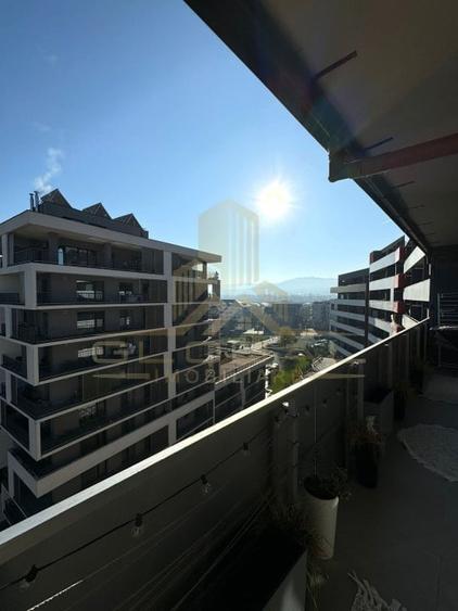Apartament cu 3 camere semidecomandat în Bună Ziua