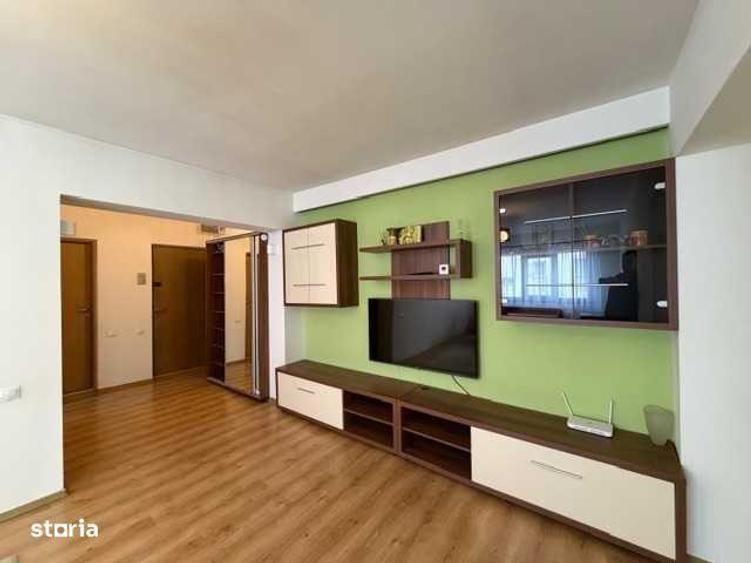 Apartament cu 3 camere, mobilat în Valea Aurie