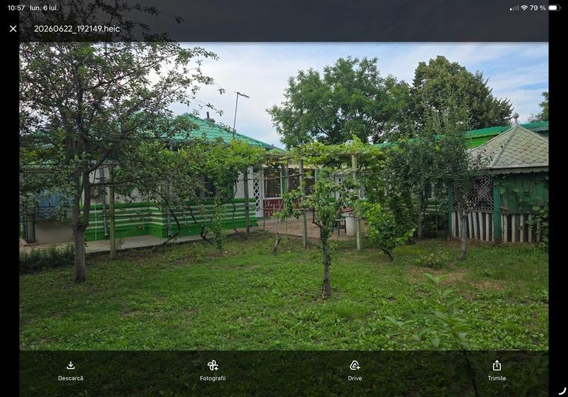 Casă cu 4 camere în Vadu Pașii