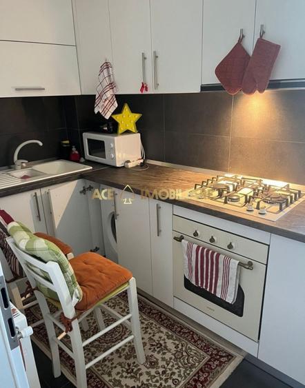 Apartament cu 2 camere decomandat, mobilat în Prelungirea Ghencea