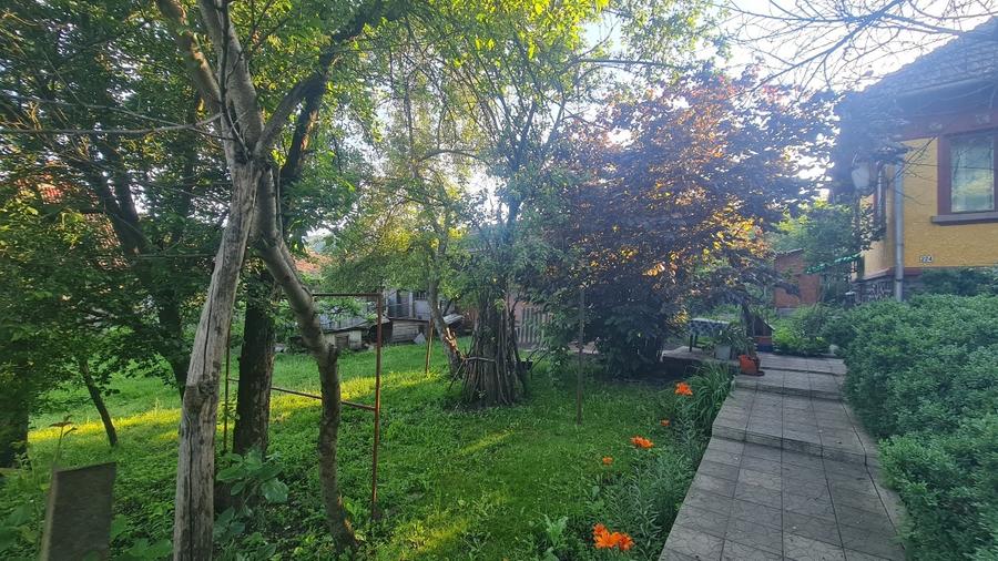 Casă individuală cu 2 camere cu Canalizare în Barza