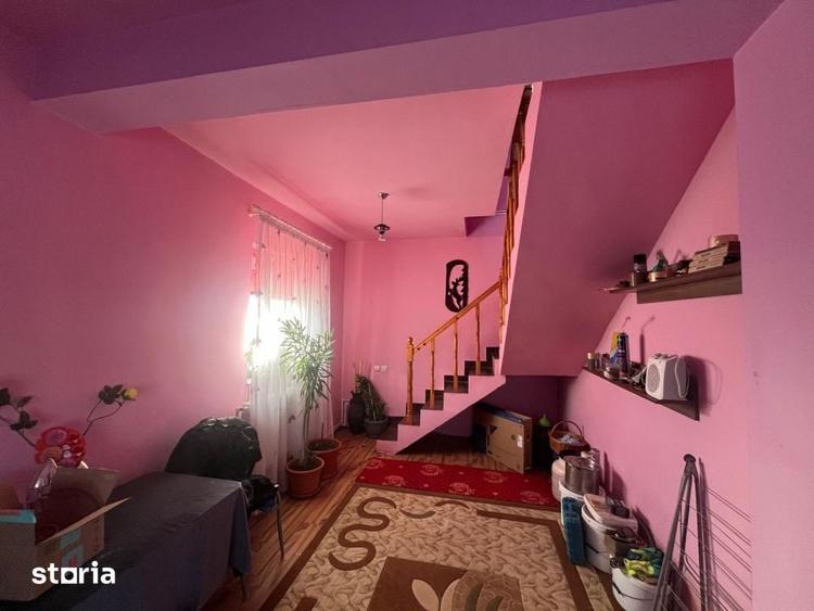 Casă cu 4 camere cu Teren 341 Mp în Brestei