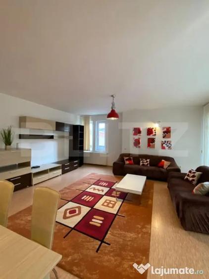 Apartament cu 3 camere semidecomandat în Câmpului