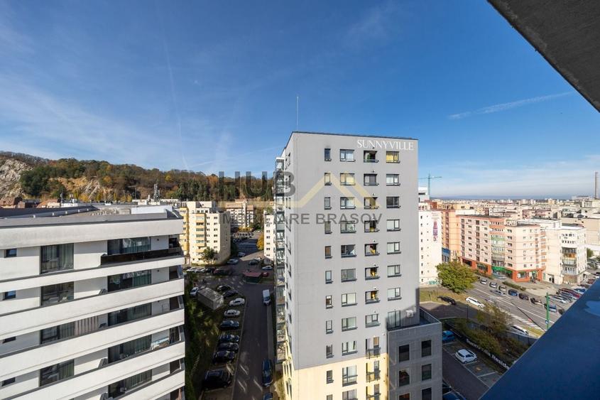Penthouse cu 6 camere decomandat în Răcădău