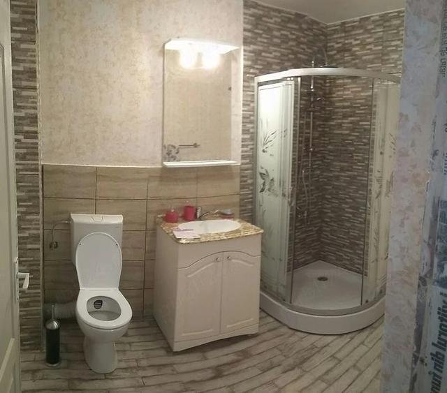 Apartament cu 2 camere decomandat în Florești
