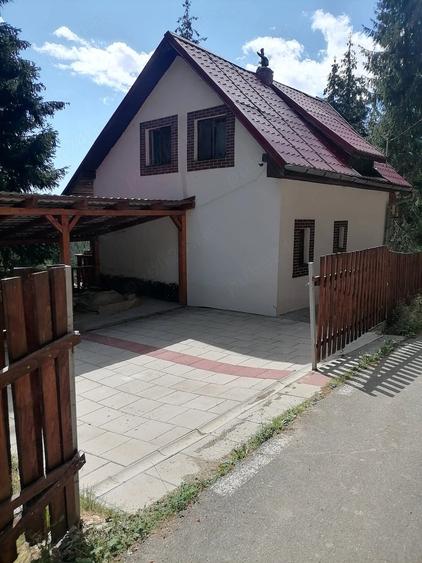 Casă cu 4 camere cu Teren 800 Mp în Exterior Vest