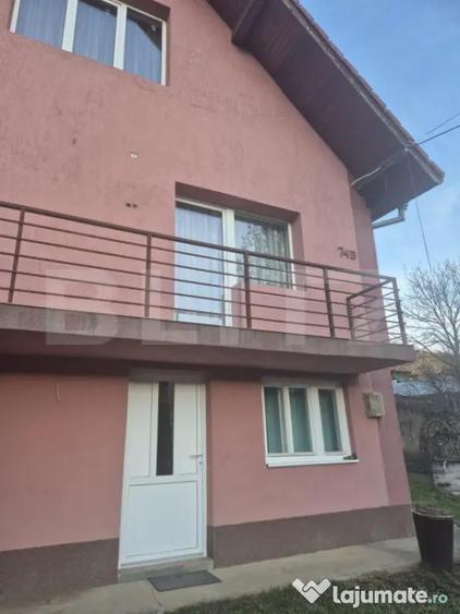 Casă cu 4 camere cu Teren 1270 Mp în Sâncraiu de Mureș