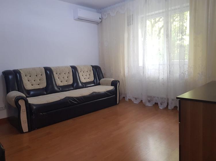 Apartament cu 2 camere semidecomandat în P-ța Reșița