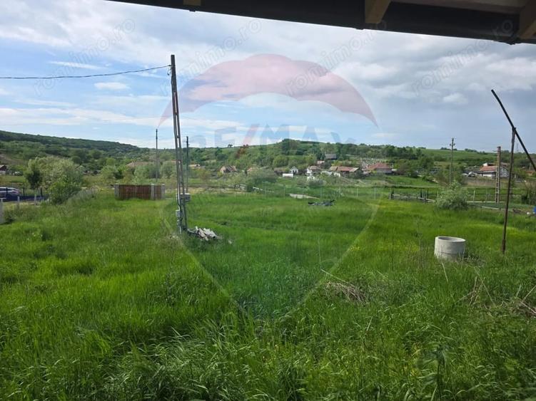 Casă cu Teren 4234 Mp în Deag