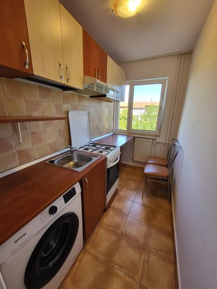 Apartament cu 2 camere în Complex Studențesc