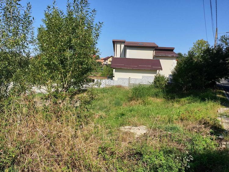 Teren cu autorizatie de construire - 2