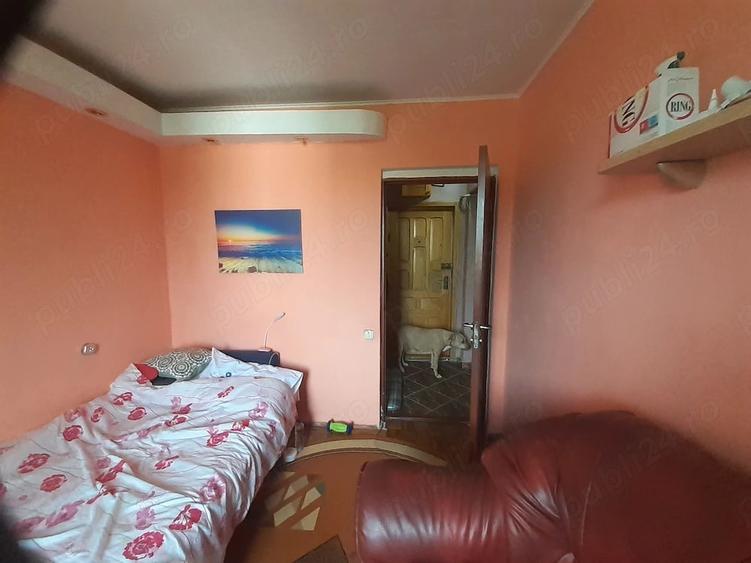 Apartament cu 3 camere semidecomandat în Hipodrom