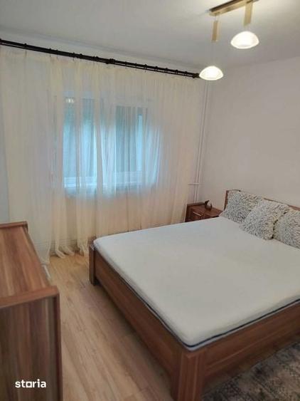 Inchiriez apartament 3 camere zona Freidorf - 1