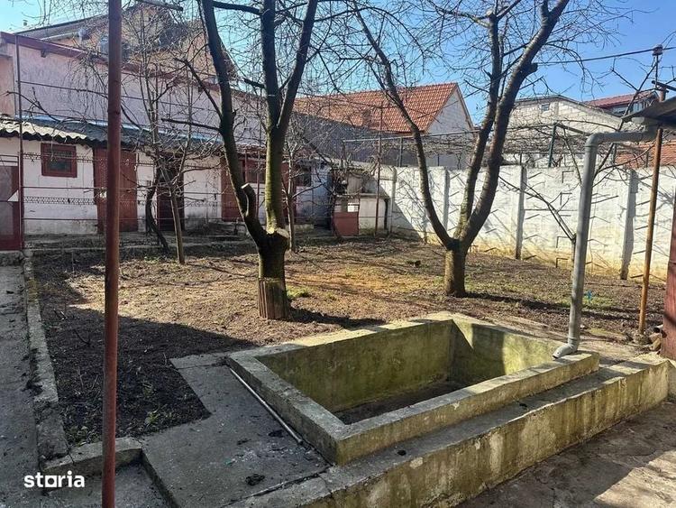 Casă cu 3 camere în Trei Stejari