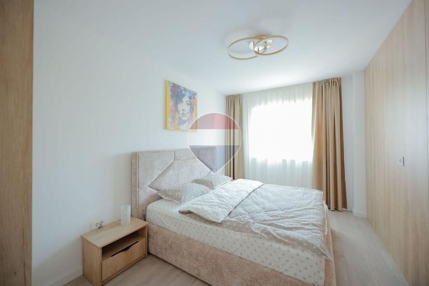 Apartament cu 3 camere semidecomandat, mobilat în Iosia