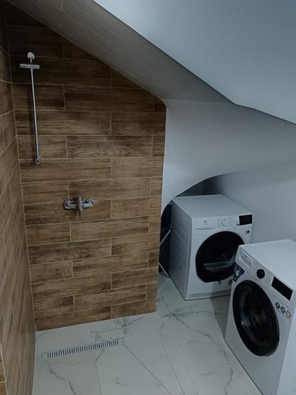 Casă individuală cu 4 camere cu Teren 300 Mp în Odăi