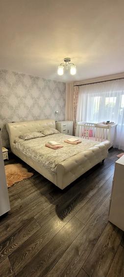 Apartament cu 3 camere decomandat în Lăpuș
