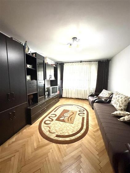 Apartament cu 2 camere decomandat în Cug