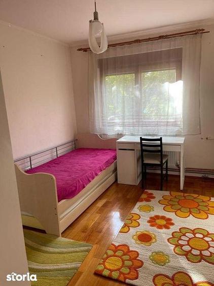 Apartament cu 3 camere în Polivalentă