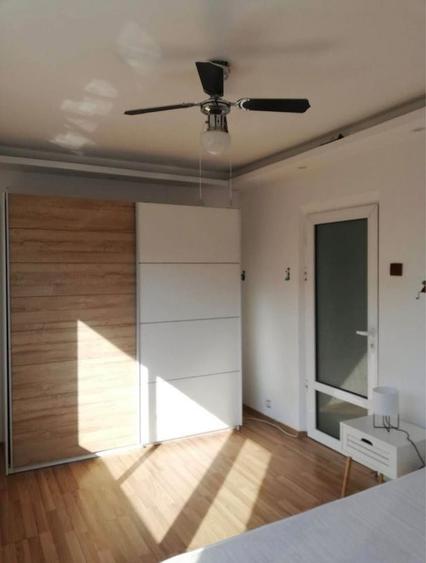 Apartament cu 2 camere semidecomandat în Podu Roș