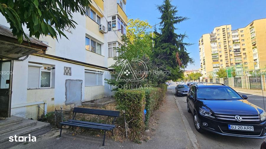Apartament 2 camere decomandat - Aleea Teilor - zona 9 Mai
